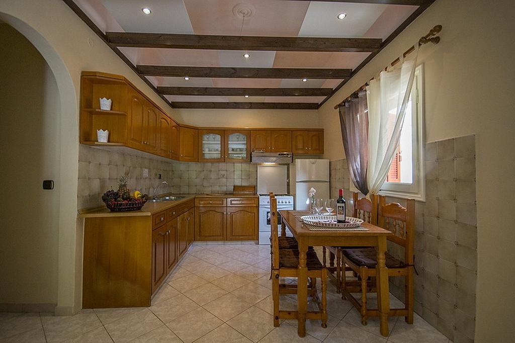 Paxos Santa Marina Villas Gaios Bilik gambar